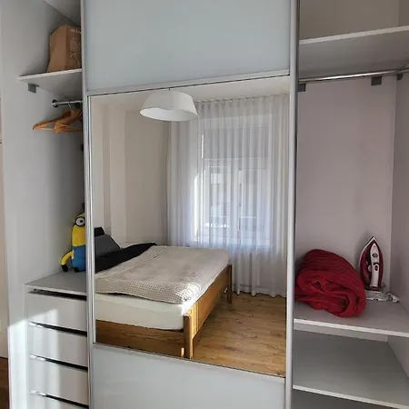 Peace Bear Residence, Self Check-in Apartamento Riga